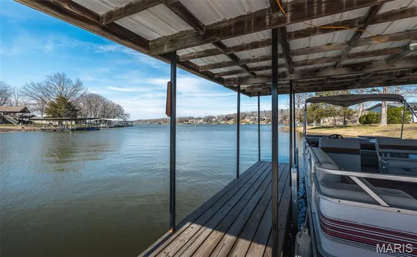 $275,000 | 1790 Lakeshore Drive, Cuba, MO 65453