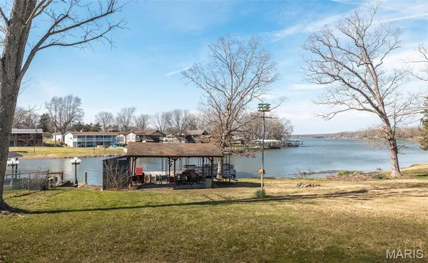 $275,000 | 1790 Lakeshore Drive, Cuba, MO 65453