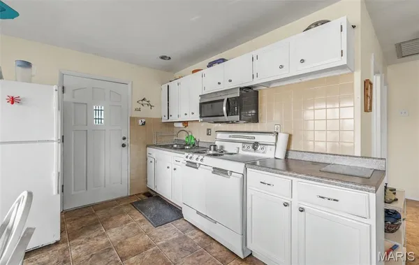 $275,000 | 1790 Lakeshore Drive, Cuba, MO 65453