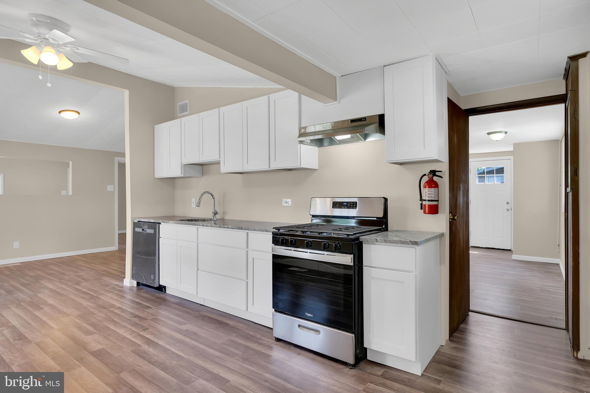 222 County Avenue Maple Shade, NJ 08052 - Photo 13 of 40