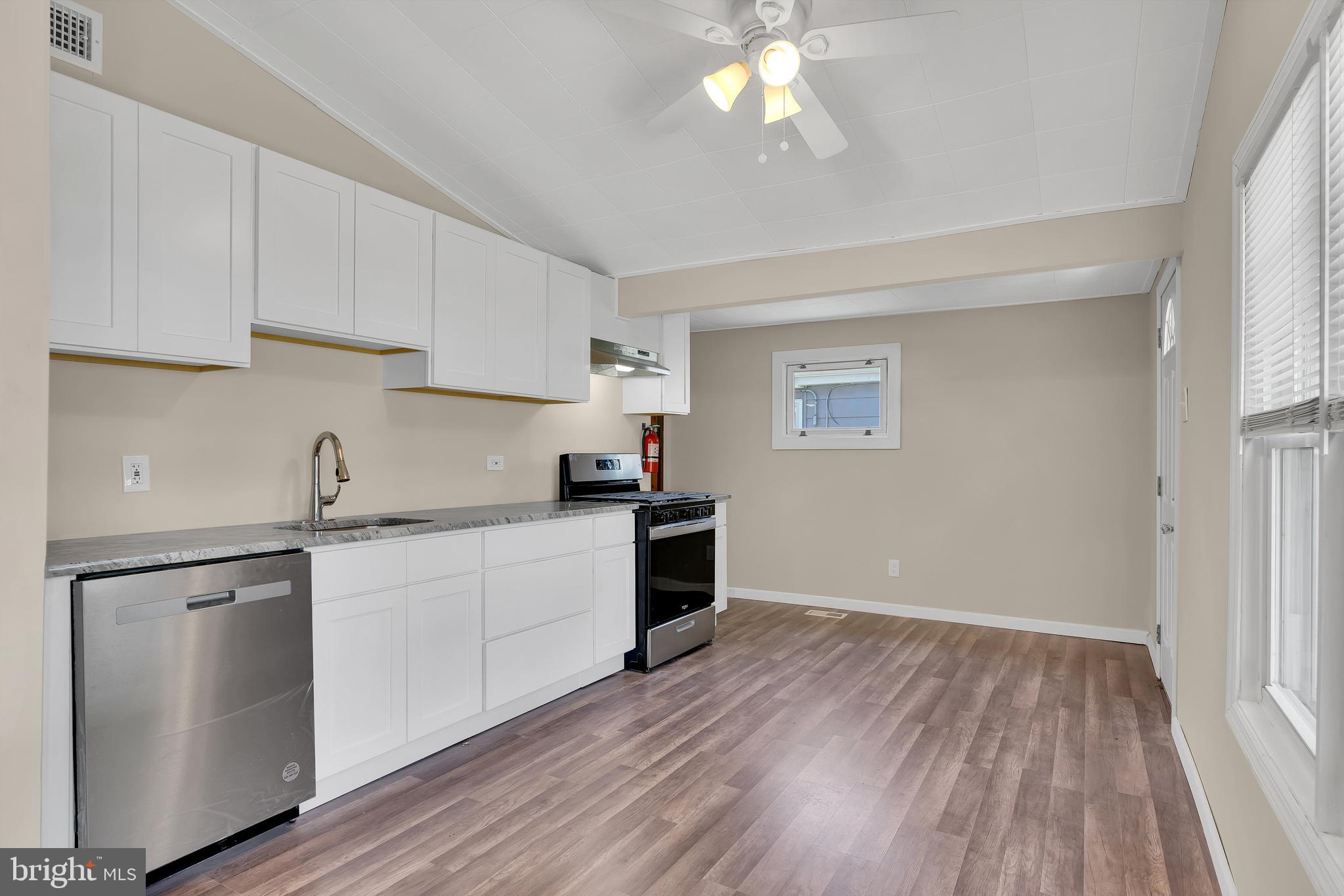 222 County Avenue Maple Shade, NJ 08052 - Photo 15 of 40