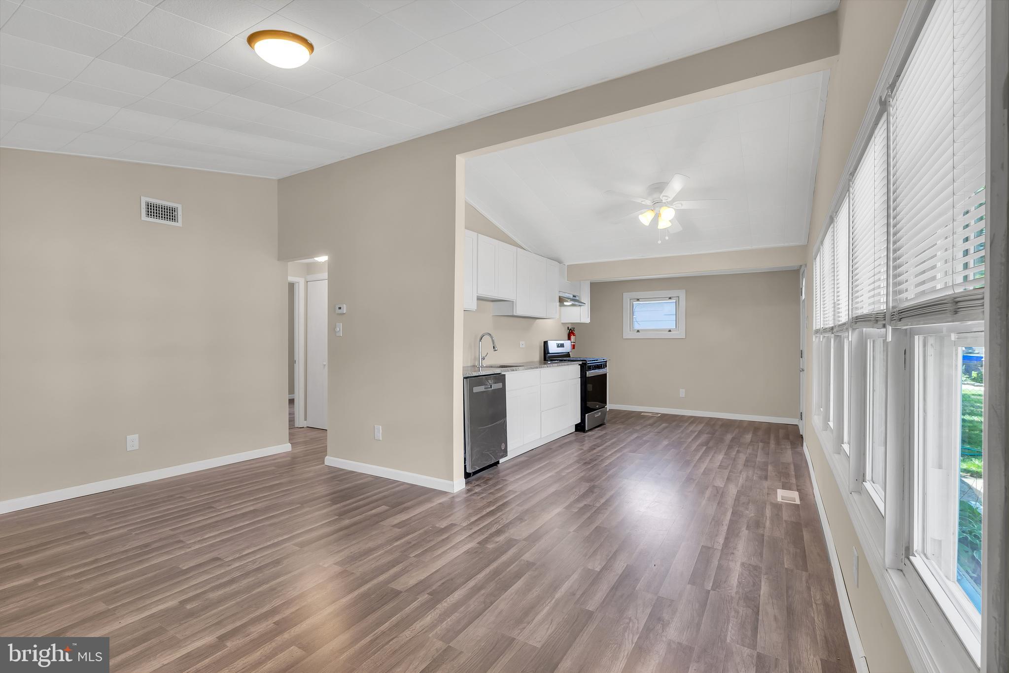 222 County Avenue Maple Shade, NJ 08052 - Photo 20 of 40