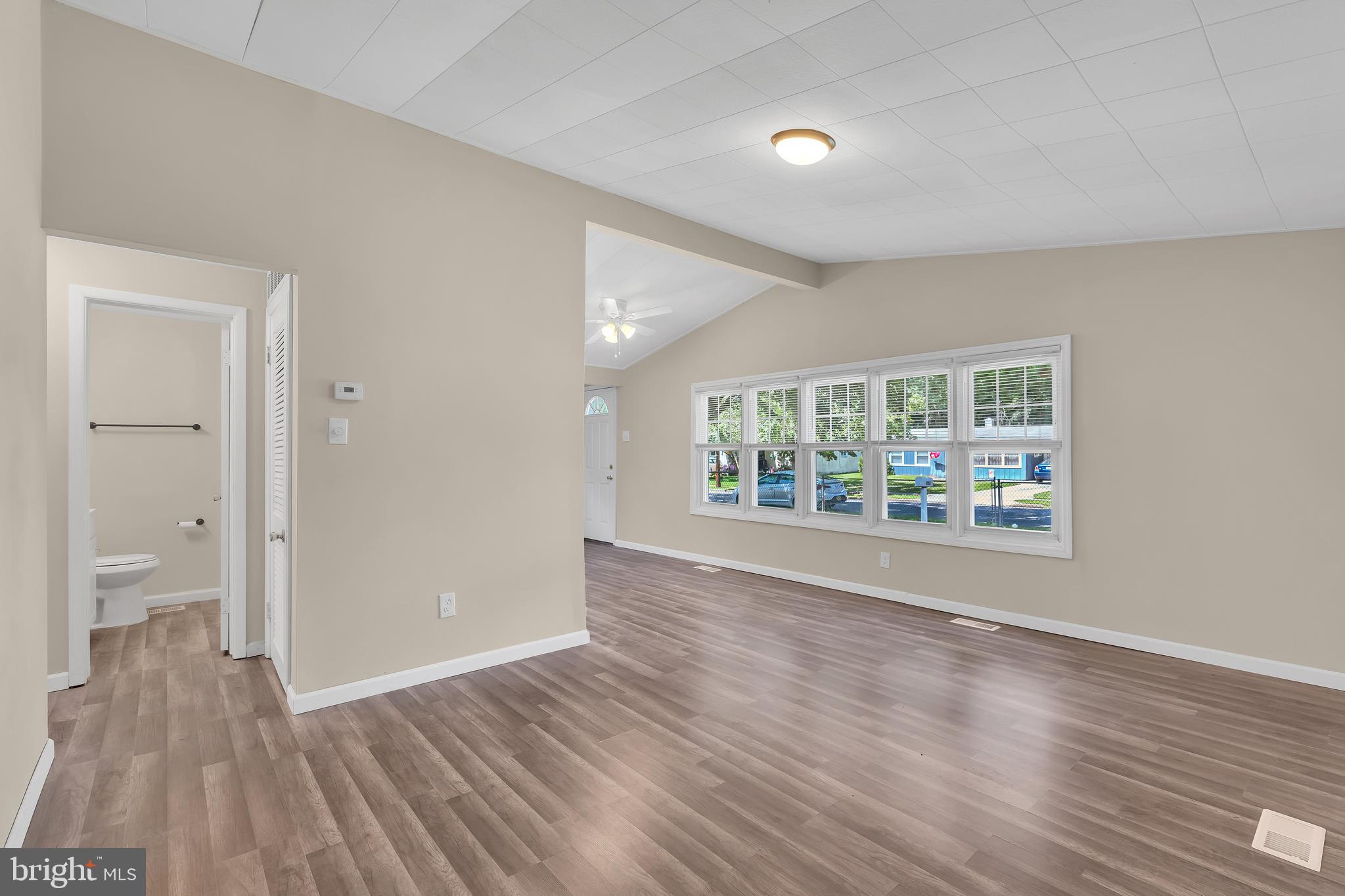 222 County Avenue Maple Shade, NJ 08052 - Photo 21 of 40