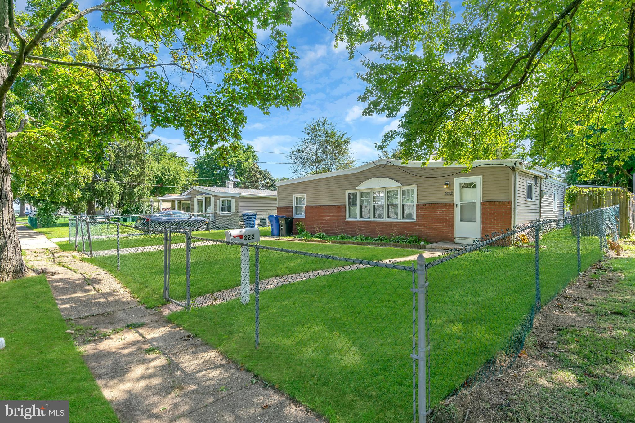 222 County Avenue Maple Shade, NJ 08052 - Photo 3 of 40