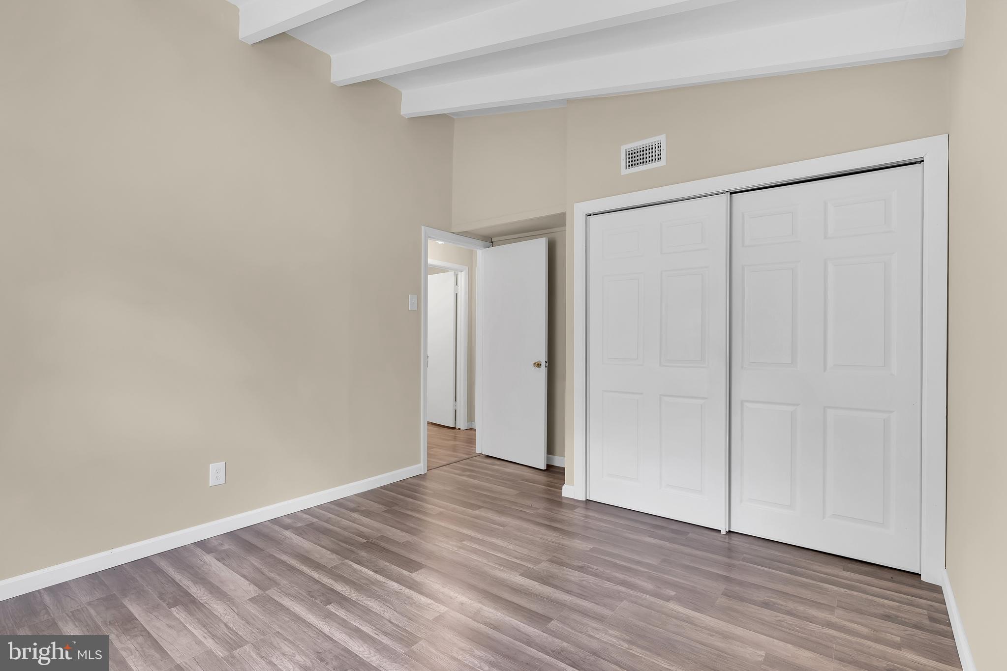 222 County Avenue Maple Shade, NJ 08052 - Photo 34 of 40