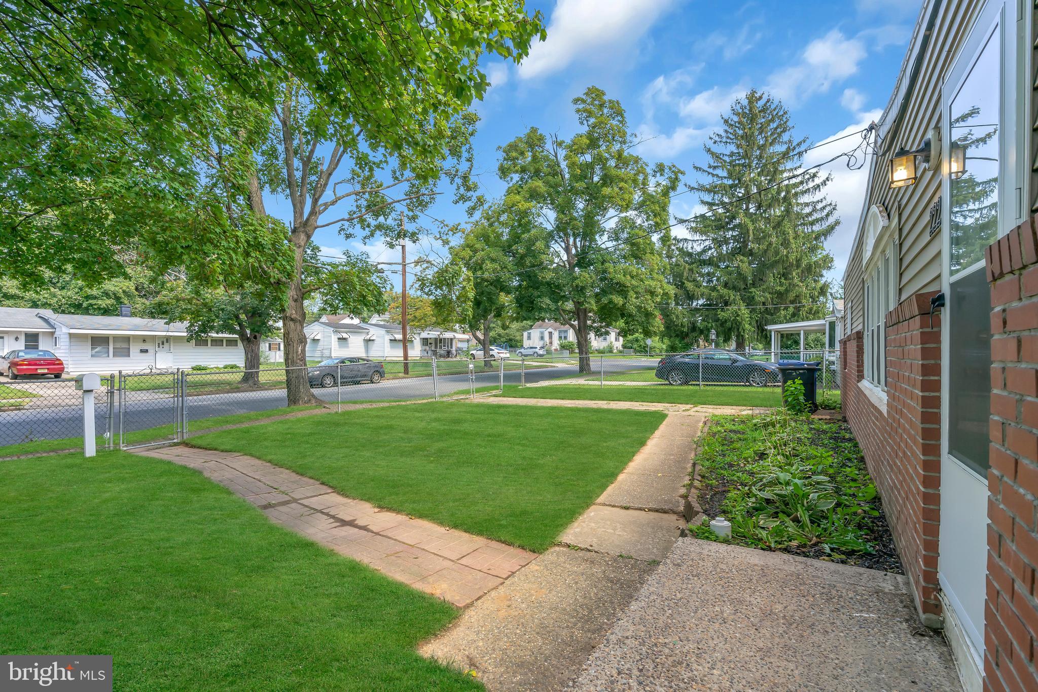 222 County Avenue Maple Shade, NJ 08052 - Photo 10 of 40