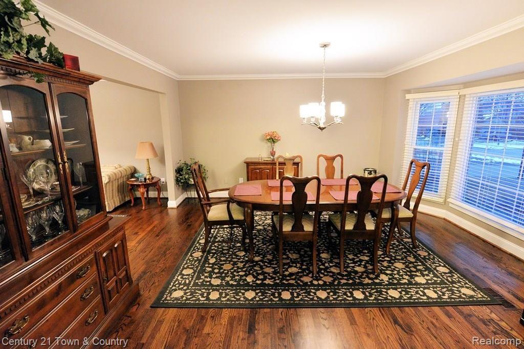 372 Shellbourne Drive Rochester Hills, MI 48309 - Photo 15 of 45