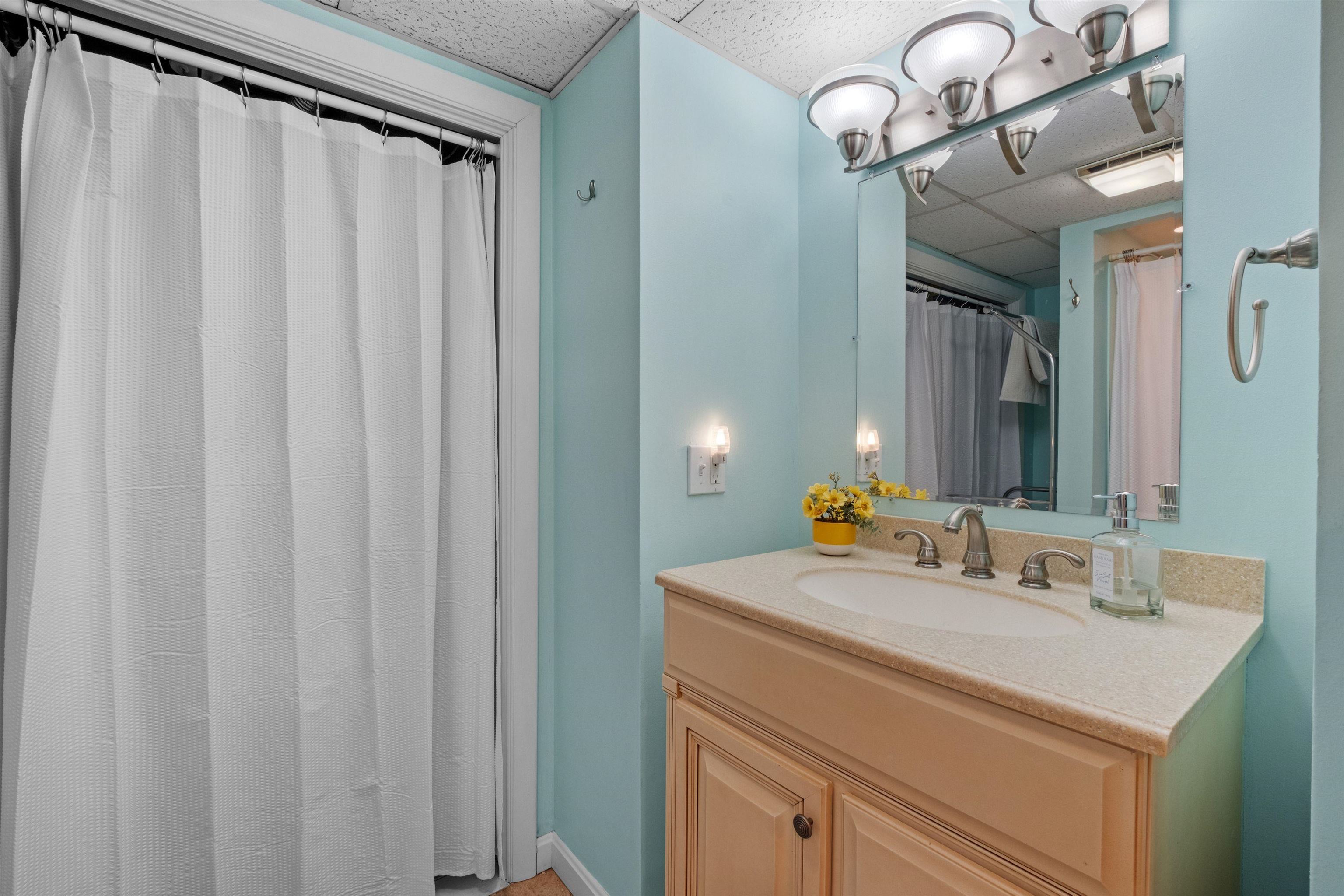 113 Glen Road Gorham, NH 03581 - Photo 22 of 48