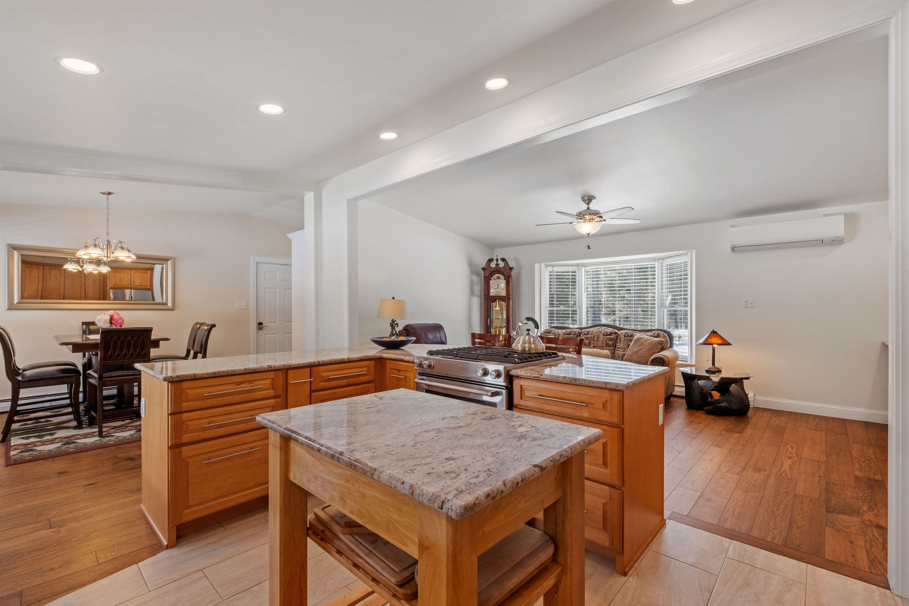 113 Glen Road Gorham, NH 03581 - Photo 9 of 48