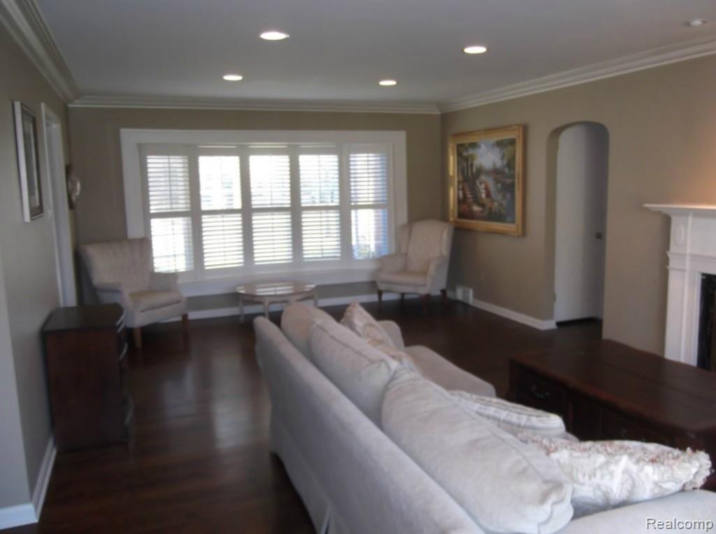 1440 North Renaud Road Grosse Pointe, MI 48236 - Photo 6 of 26 4-14-14 RICH INGER 006.jpg