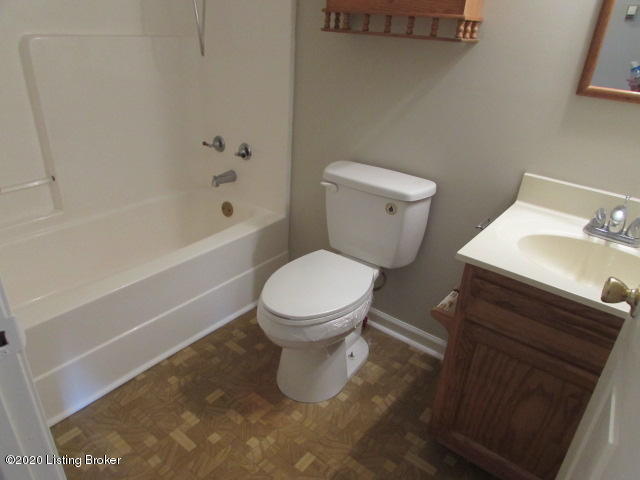 655 Gest Road Pleasureville, KY 40057 - Photo 24 of 31 Hall bath
