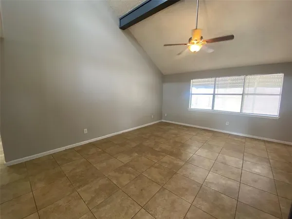$1,900 | 943 Sterling Green Drive South, Channelview, TX 77530