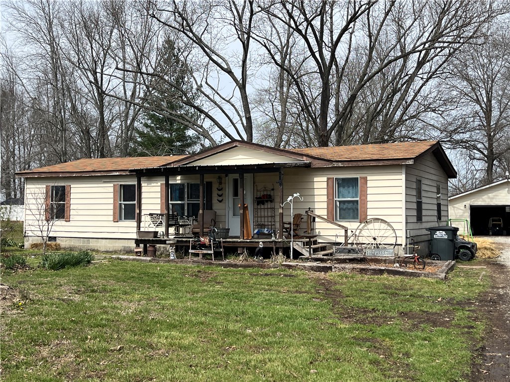 106 Walnut Street Watson, IL 62473 - Photo 2 of 13