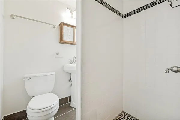 $3,200 | 8811 Santa Clara Drive, Dallas, TX 75218