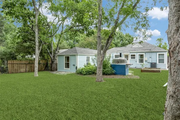 $3,200 | 8811 Santa Clara Drive, Dallas, TX 75218