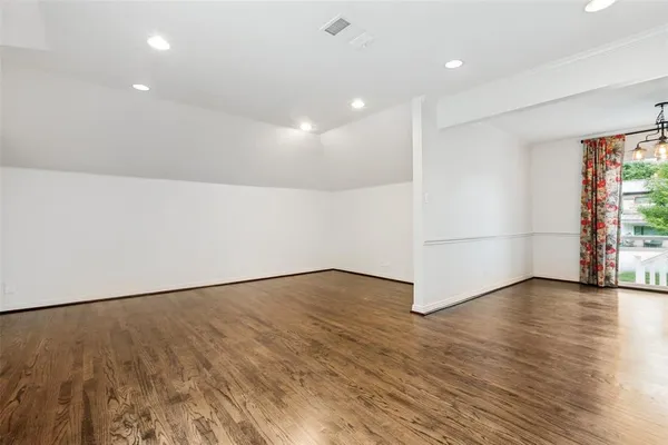 $3,200 | 8811 Santa Clara Drive, Dallas, TX 75218