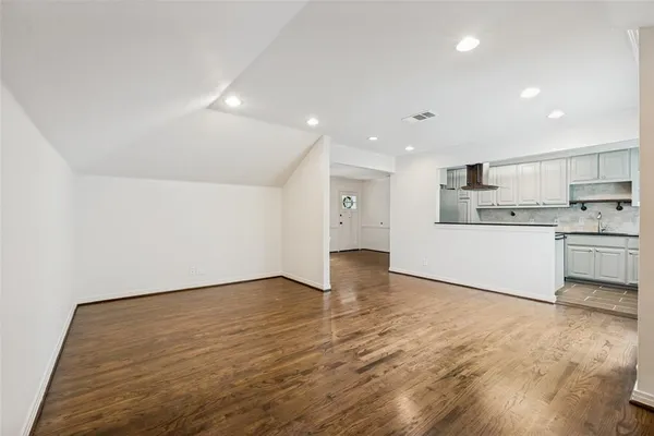 $3,200 | 8811 Santa Clara Drive, Dallas, TX 75218