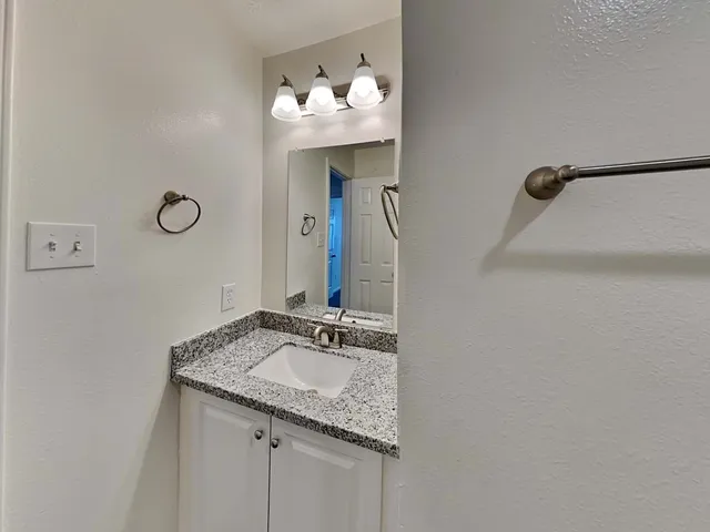 $2,440 | 1802 Oak Valley Drive, Kemah, TX 77565