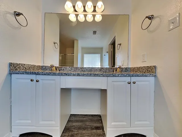 $2,440 | 1802 Oak Valley Drive, Kemah, TX 77565