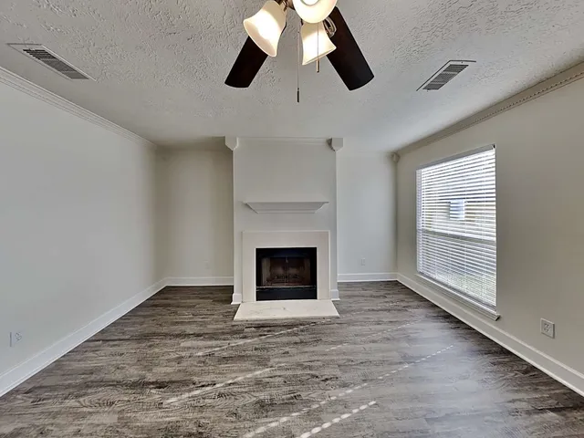 $2,440 | 1802 Oak Valley Drive, Kemah, TX 77565