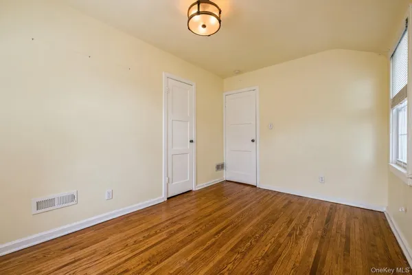 $6,100 | 212 Fernwood Terrace, Garden City, NY 11530