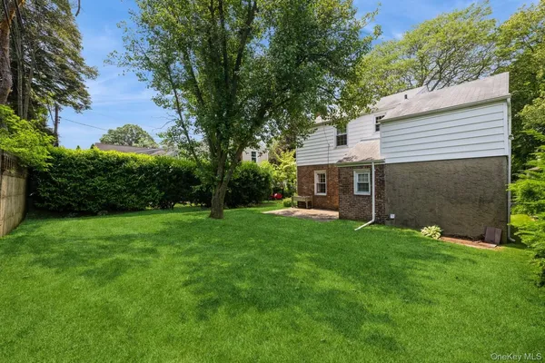 $6,100 | 212 Fernwood Terrace, Garden City, NY 11530