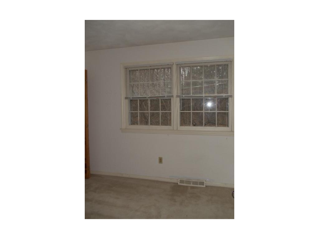 305 Fordham Road Vestal, NY 13850 - Photo 15 of 19 Gallery Image 15