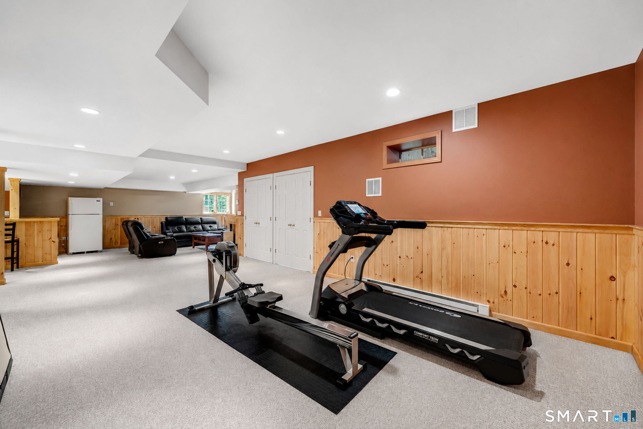 11 Whitman Pond Road Simsbury, CT 06070 - Photo 35 of 40