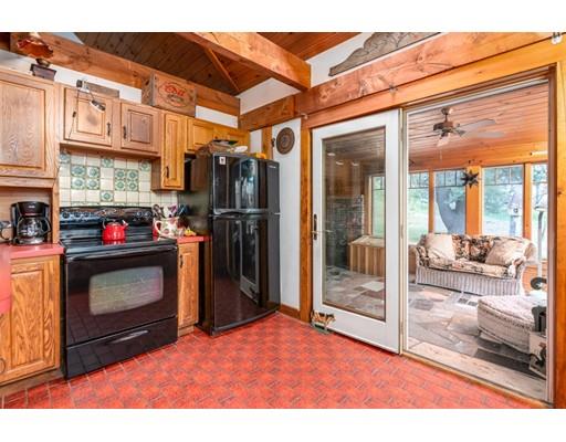 145 Haverhill Road Amesbury, MA 01913 - Photo 9 of 23