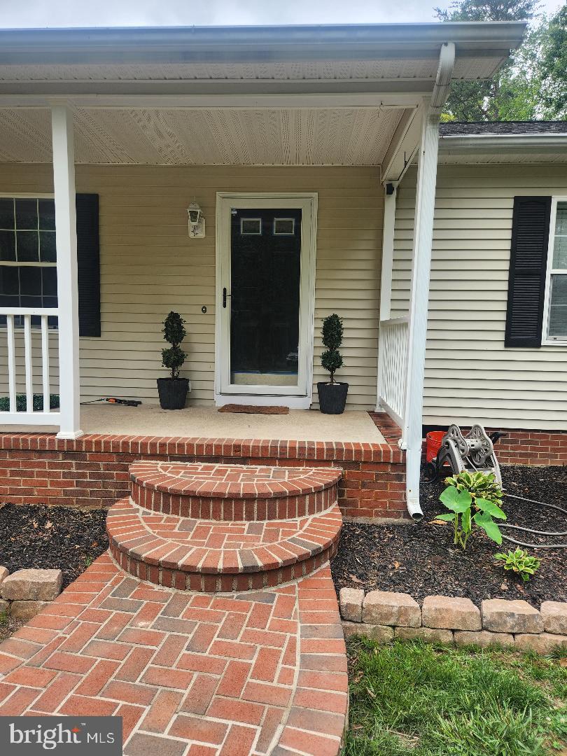 4210 Shepherds Road Partlow, VA 22534 - Photo 2 of 7 Welcome Home!!