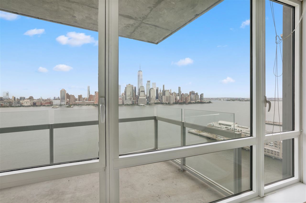 2 2nd Street, Unit 2803 Jersey City, NJ 07302 - Photo 18 of 28 a view of a balcony