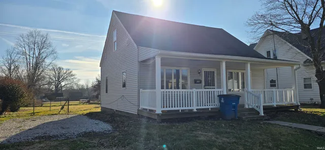 $110,000 | 509 East Sycamore Street, Jasonville, IN 47438