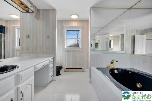 $725,000 | 1937 Saucon Dale Circle, Bethlehem, PA 18015