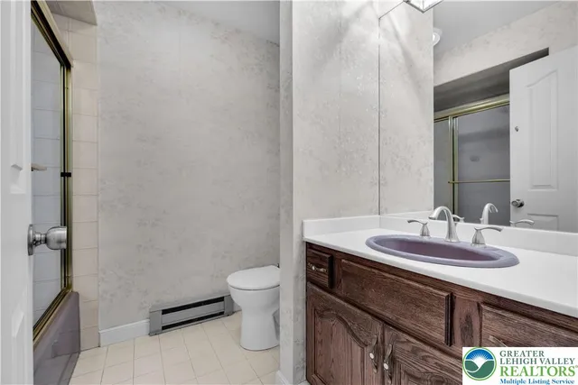 $725,000 | 1937 Saucon Dale Circle, Bethlehem, PA 18015