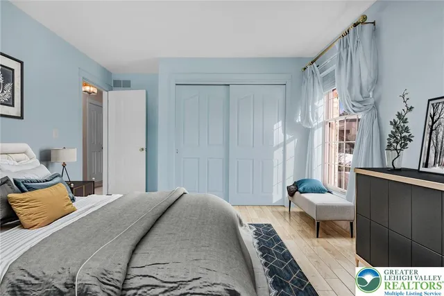 $725,000 | 1937 Saucon Dale Circle, Bethlehem, PA 18015