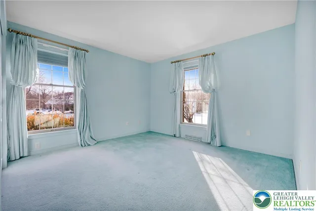 $725,000 | 1937 Saucon Dale Circle, Bethlehem, PA 18015