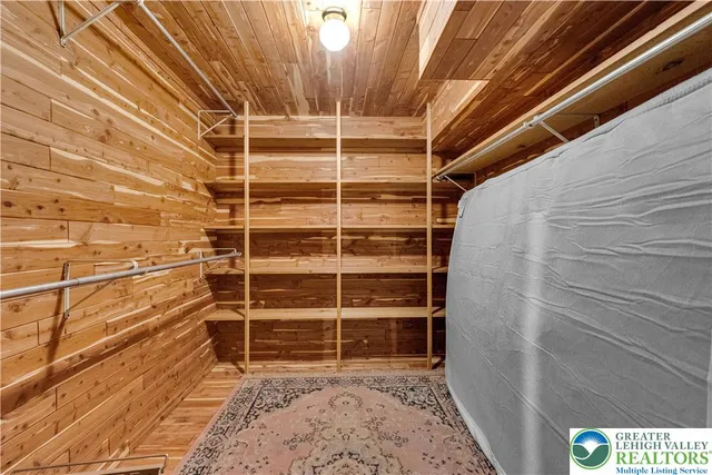 $725,000 | 1937 Saucon Dale Circle, Bethlehem, PA 18015