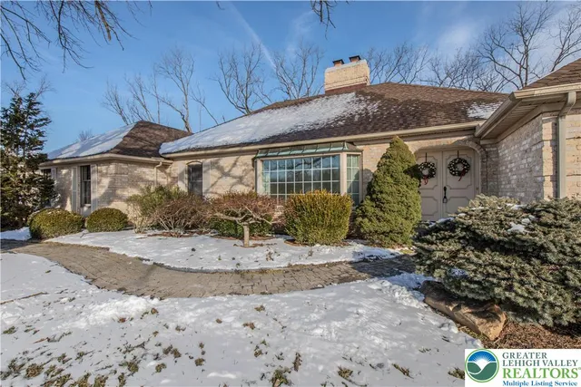 $725,000 | 1937 Saucon Dale Circle, Bethlehem, PA 18015
