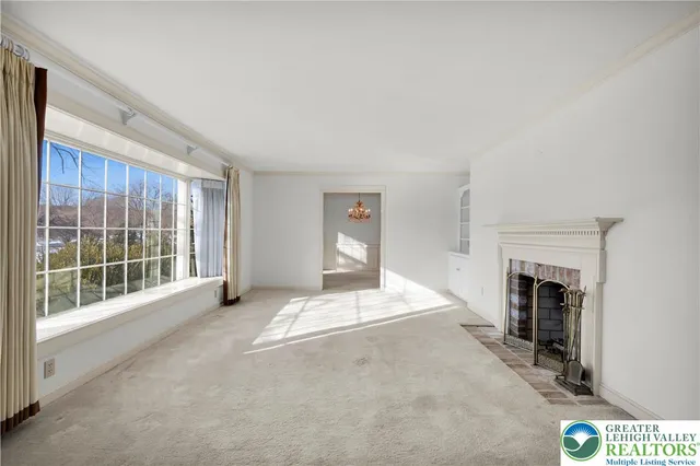 $725,000 | 1937 Saucon Dale Circle, Bethlehem, PA 18015