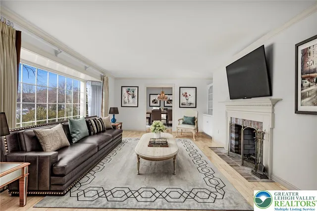 $725,000 | 1937 Saucon Dale Circle, Bethlehem, PA 18015