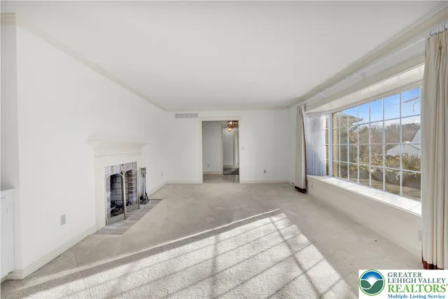 $725,000 | 1937 Saucon Dale Circle, Bethlehem, PA 18015