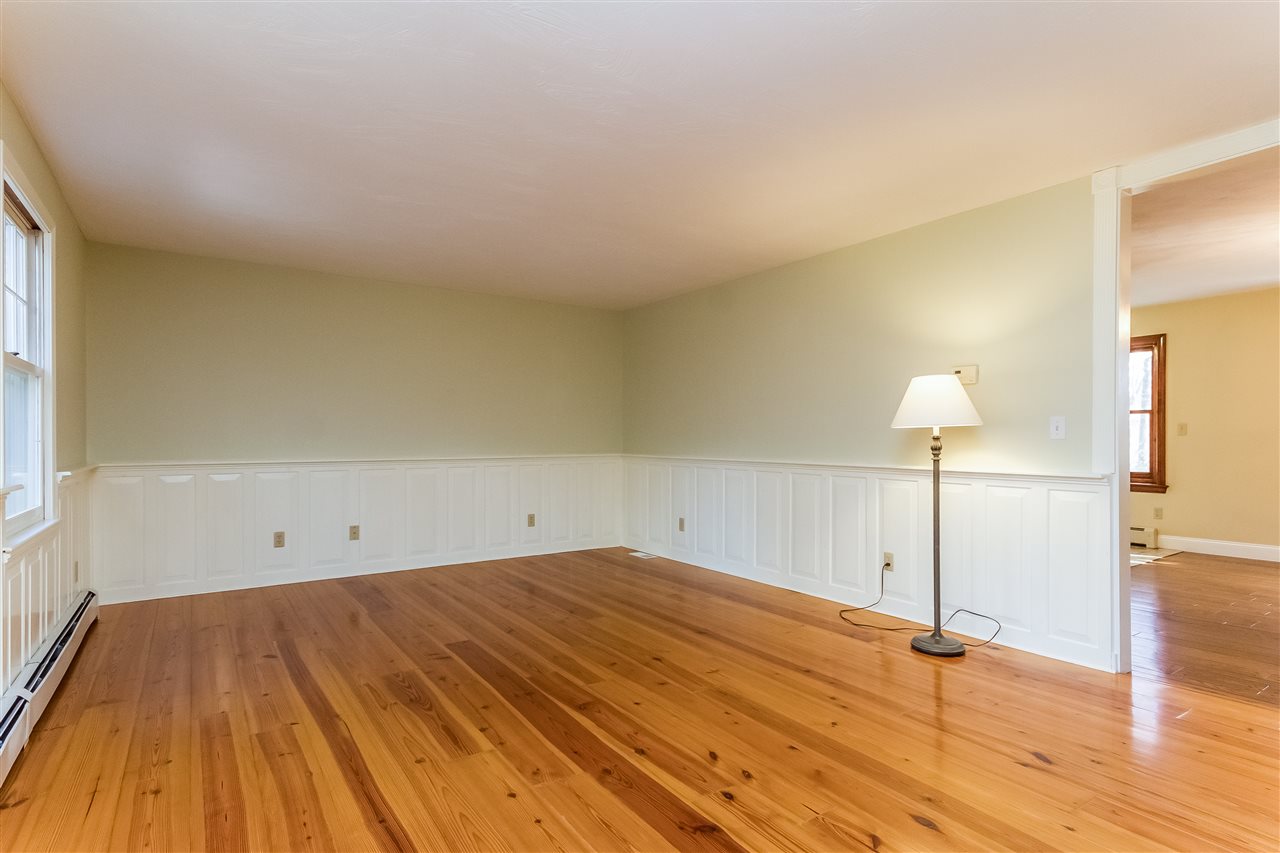 97 Allen Road Bow, NH 03304 - Photo 17 of 40