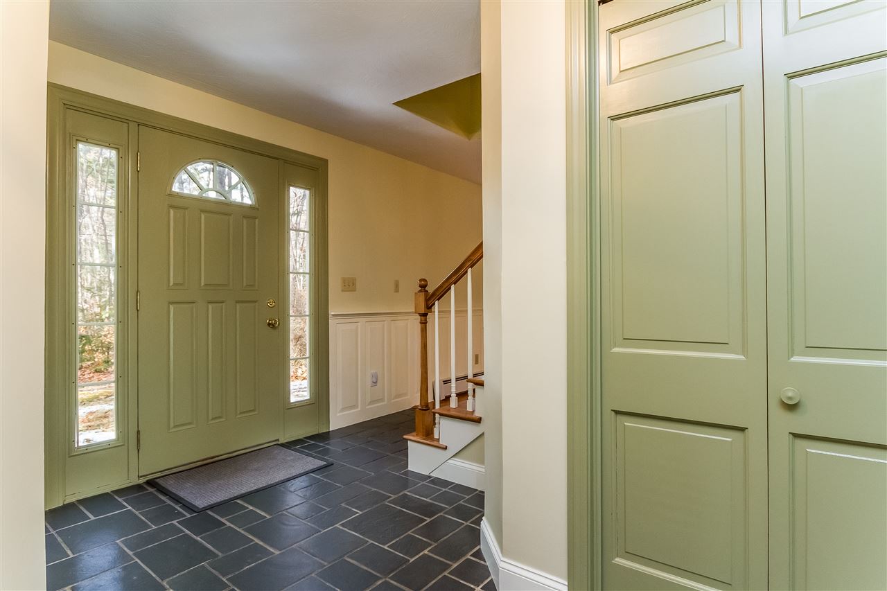 97 Allen Road Bow, NH 03304 - Photo 5 of 40