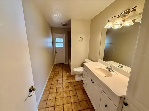 $3,000 | 7701 White Ash Street, Orlando, FL 32819