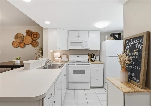 $155,000 | 12538 Southwest Kingsway Circle, Unit 1503, Lake Suzy, FL 34269