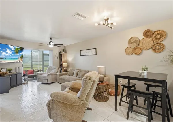 $155,000 | 12538 Southwest Kingsway Circle, Unit 1503, Lake Suzy, FL 34269