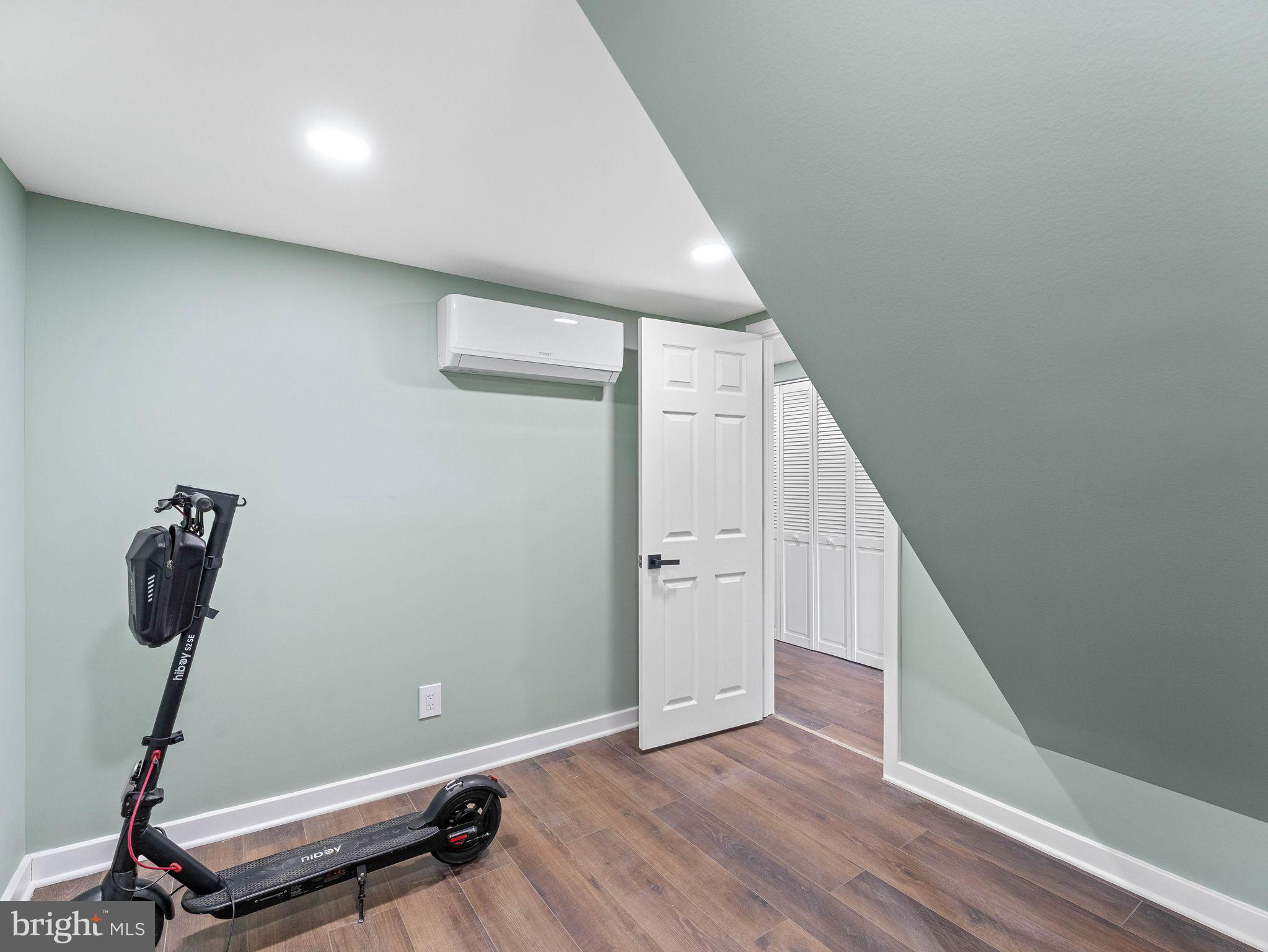 1152 Morefield Road Philadelphia, PA 19115 - Photo 24 of 29 a view of a room with gym equipment