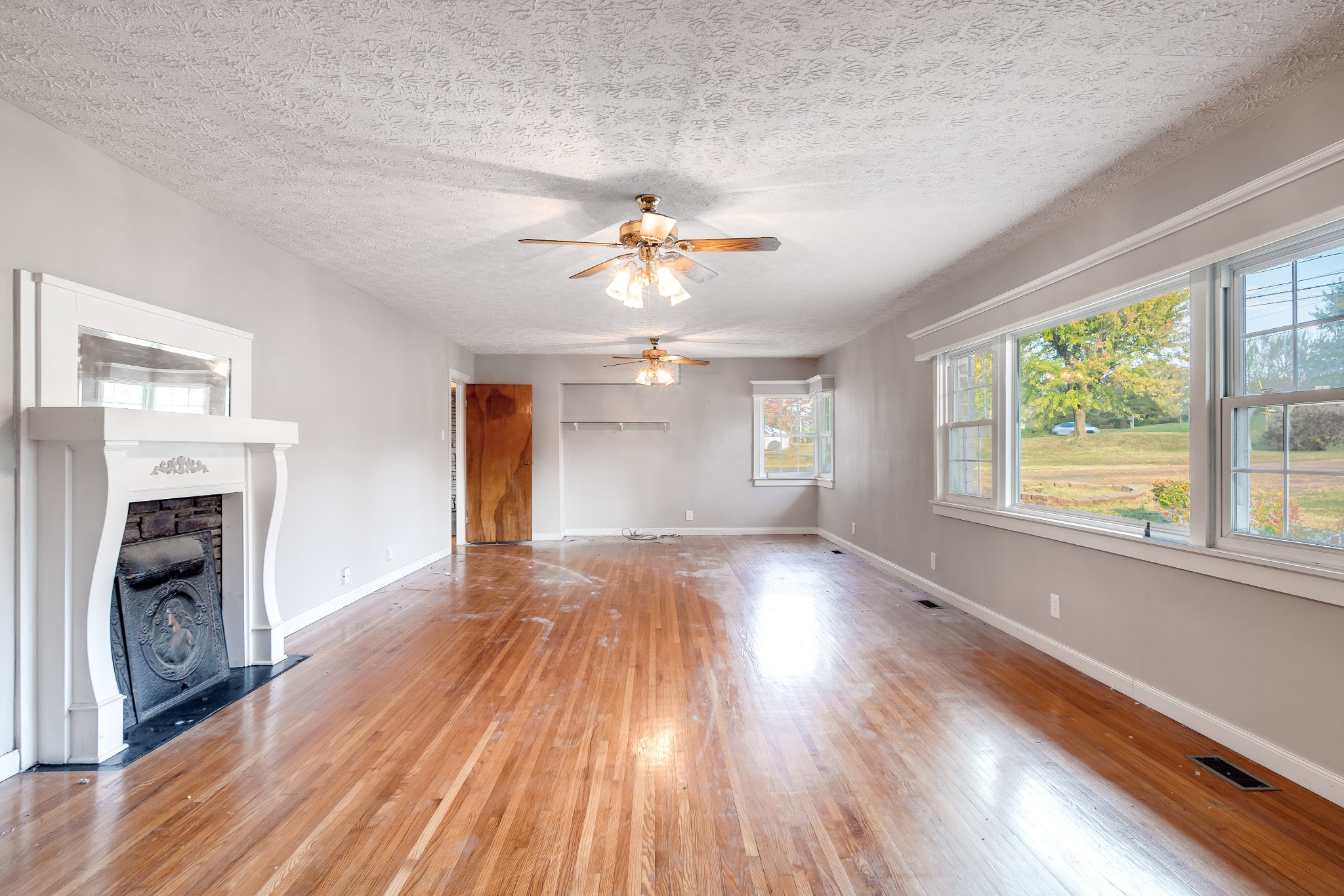1503 5th Avenue West Springfield, TN 37172 - Photo 12 of 98