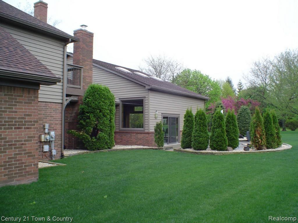 574 Snowmass Drive Rochester, MI 48309 - Photo 48 of 56 Exterior 1.jpg