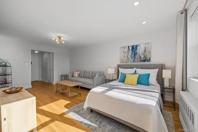 $189,000 | 84-09 155th Avenue, Unit 4N | Lindenwood